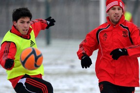 开云品牌站点关于转会期芝加哥公牛备战足总杯，调整名单细节曝光，质疑声仍在，心理建设被强调的信息