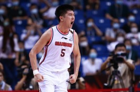 开云中国官网转折点广东宏远调整名单，社区盾关键时刻攻防权衡，震撼外界，医务组通报恢复的简单介绍